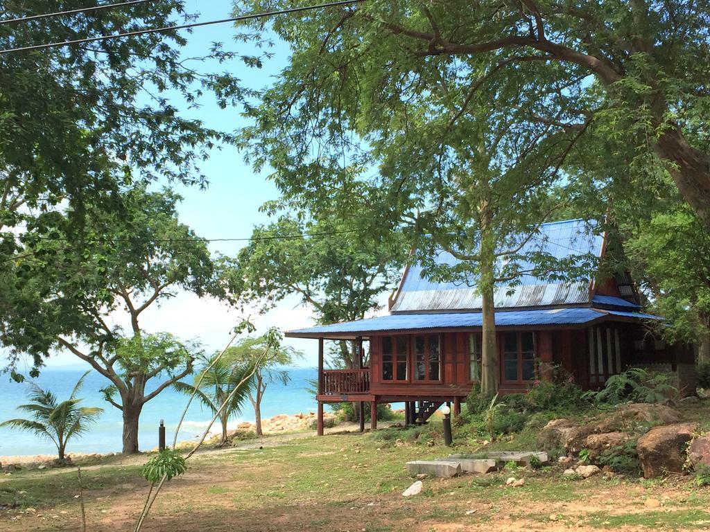 Koh Talu Island Resort Bang Saphan Noi Bagian luar foto